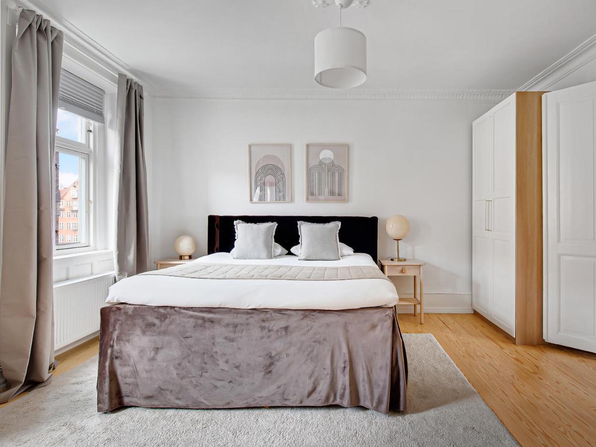 Sanders Stage - Chic Three-Bedroom Apartment Near Nyhavn Copenhagen Exterior photo